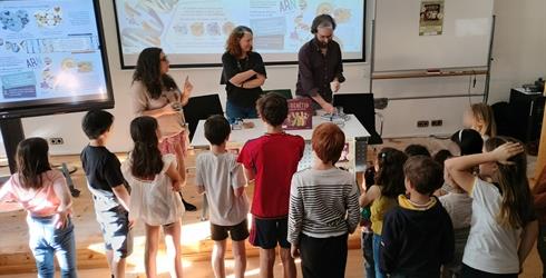 El ISCIII celebra un taller literario con presentación de un libro sobre genética destinado al público infantil y juvenil